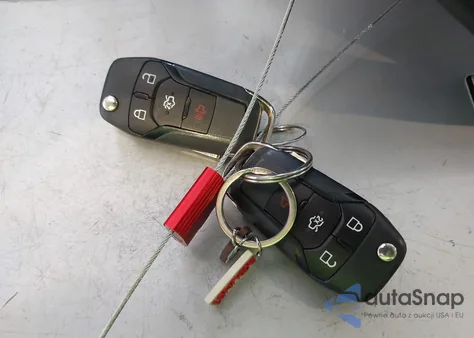 2013 Ford Fusion Hybrid Se z USA, uszkodzony, nr VIN 3FA6P0LU5DR219326